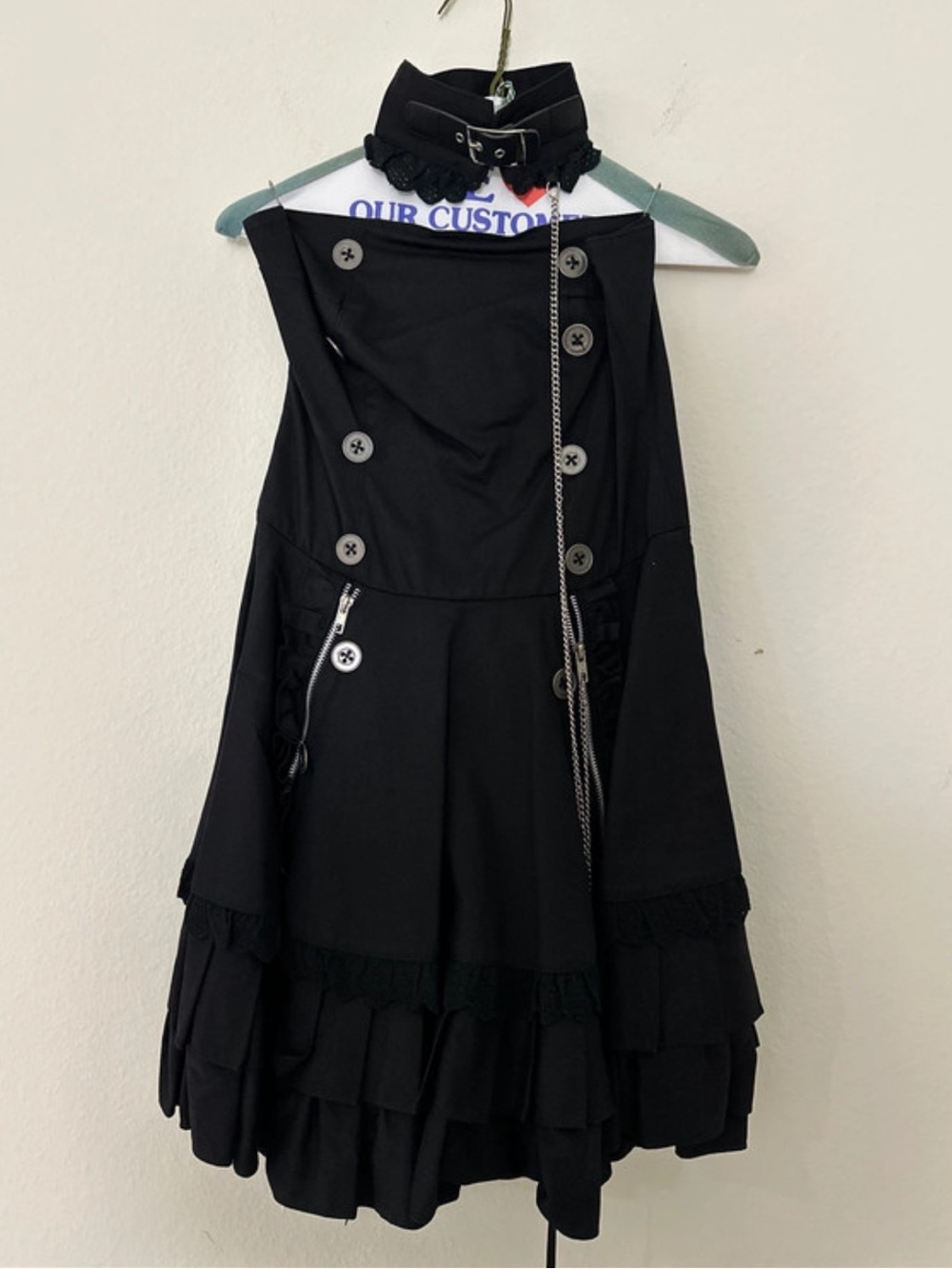 Black Strapless Ruffle Lolita Gothic Dress with Chain Collar